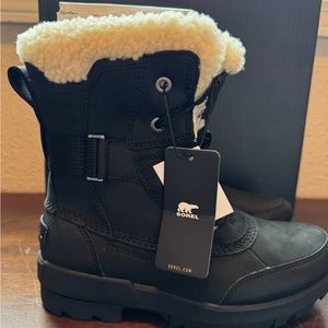 Sorel Women’s Tivoli IV Parc, Black Waterproof Winter Boots, Size 7.5
